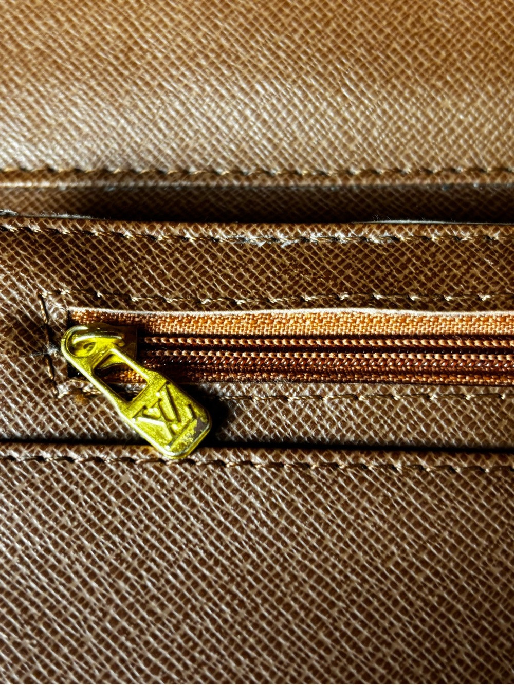 VTG Louis Vuitton Brown Monogram Canvas Small Wallet - Picture 3 of 11